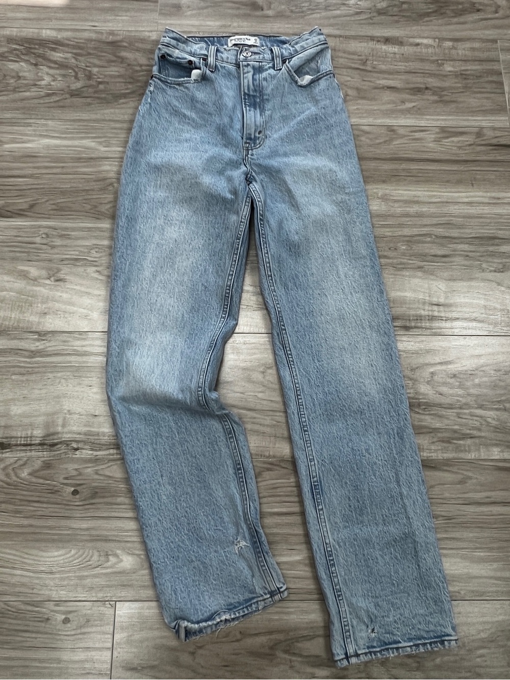 Abercrombie & Fitch Curve Love The 90s Straight Ultra High Rise Jeans Size 25 0